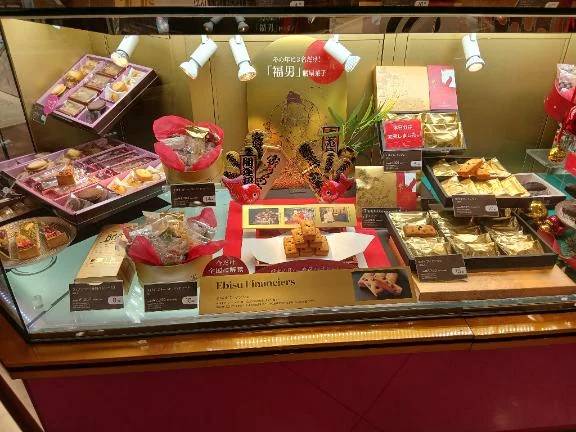 ○ンリ・シャルパンティエの