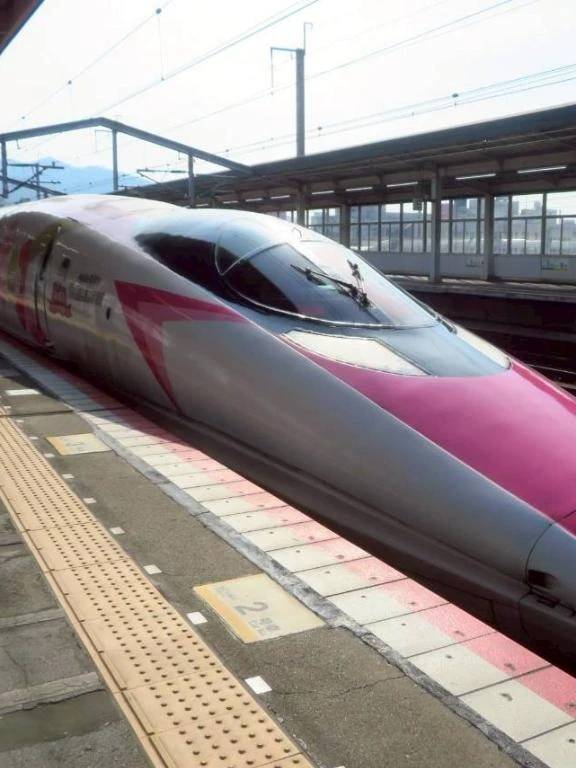 さよなら、はろーきてぃ🚅