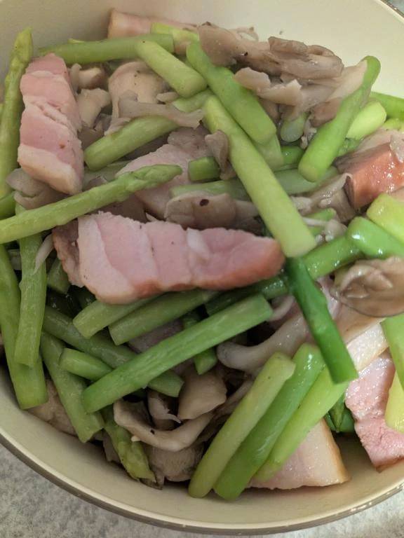 お昼に...