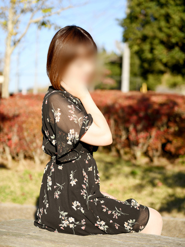 ほのか（ｍａｄａｍｅ　Ｌｕｘｅ-ﾏﾀﾞﾑﾗｸﾞｾﾞ-東広島	）