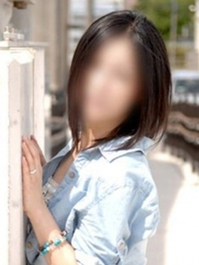 ゆりか（ｍａｄａｍｅ　Ｌｕｘｅ-ﾏﾀﾞﾑﾗｸﾞｾﾞ-東広島	）