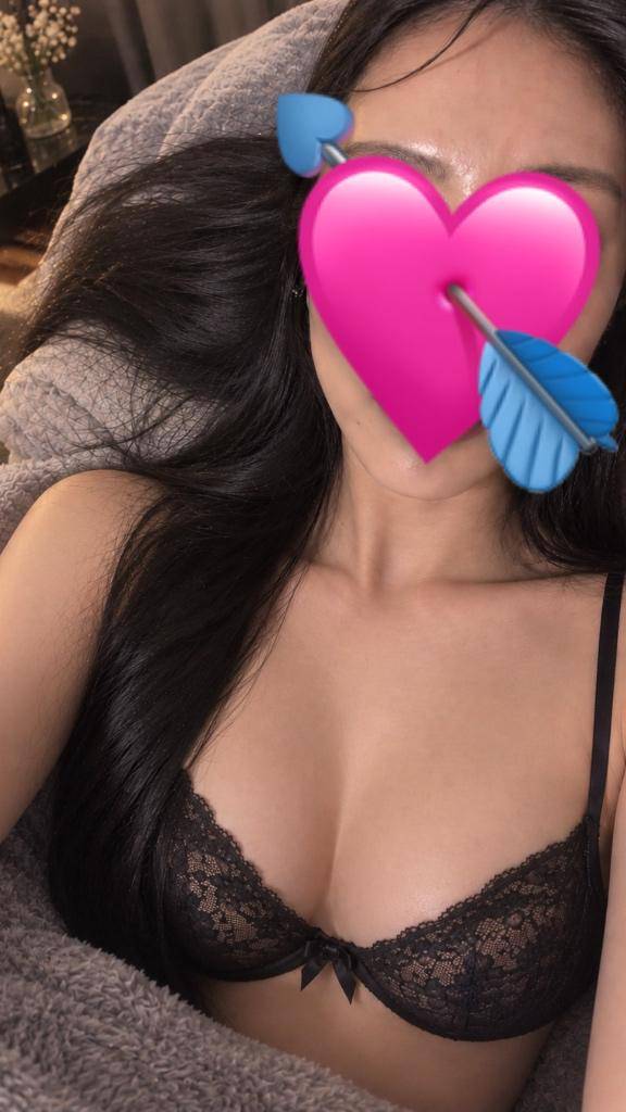舞桜-まお-(淫らなオンナ性体師…そして曖昧なひと時(本格派オイル性感マッサージ)派遣型性感エステ)