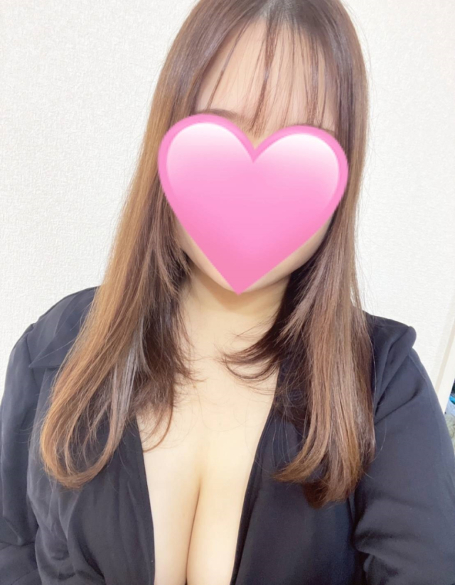 香苗-かな-(淫らなオンナ性体師…そして曖昧なひと時(本格派オイル性感マッサージ)派遣型性感エステ)