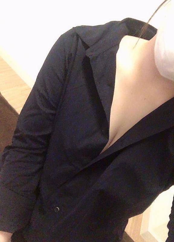出勤してます