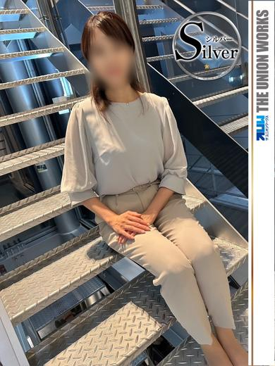 美里ゆうり【SILVER】（素人ミセス・オレンジな気持ち）