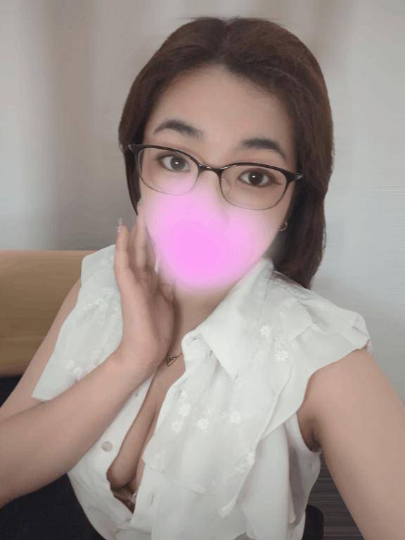 👓メガネの日は好きですか？