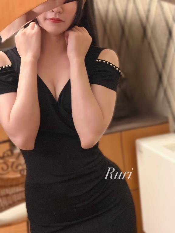 オトナの推し活🔞❤️シちゃいませんか･･･？♡