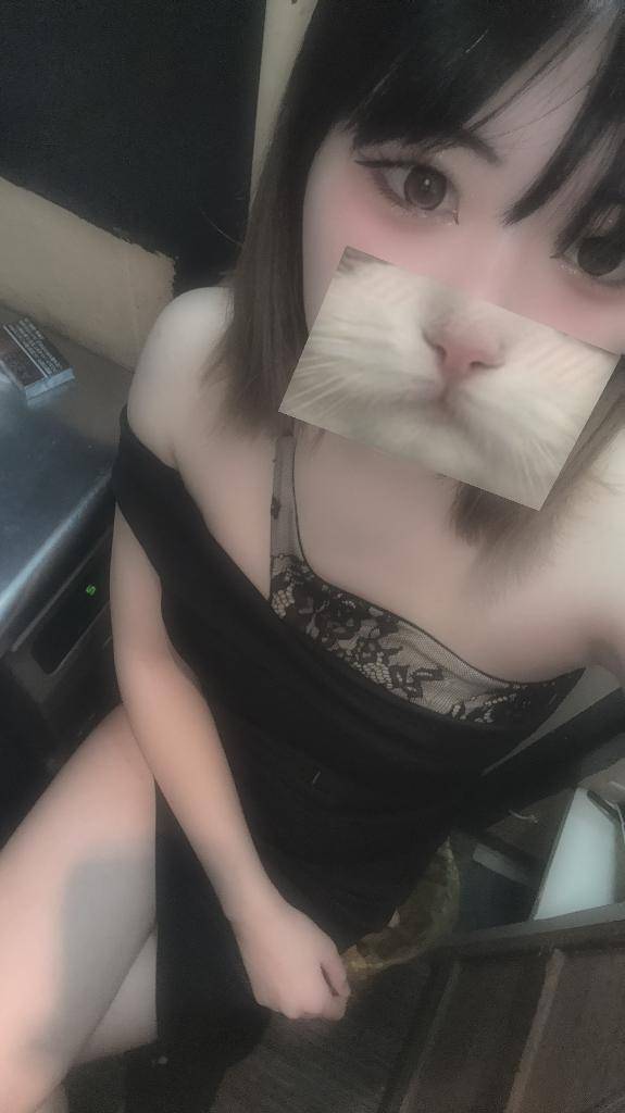 あち★未経験・Eカップ美少女♪(フルフル☆60分10,000円☆(RUSH ラッシュグループ))