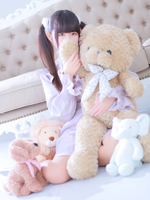 りり★完全未経験・現役学生♪（フルフル☆60分10,000円☆（RUSH ラッシュグループ））