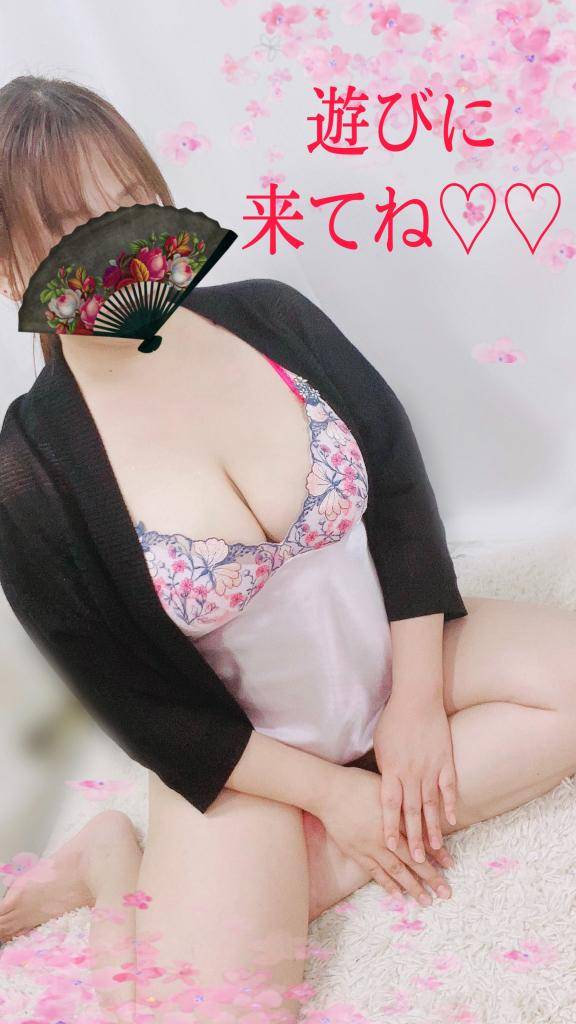 陽菜乃、出勤です☆