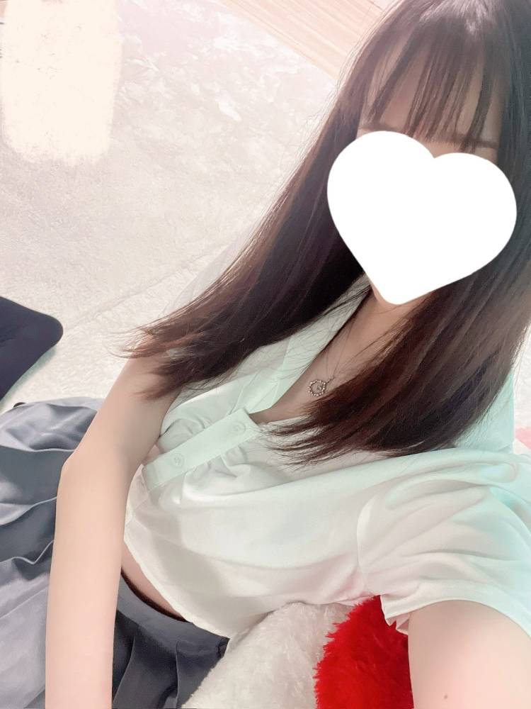 新しい可愛い服で、、、?