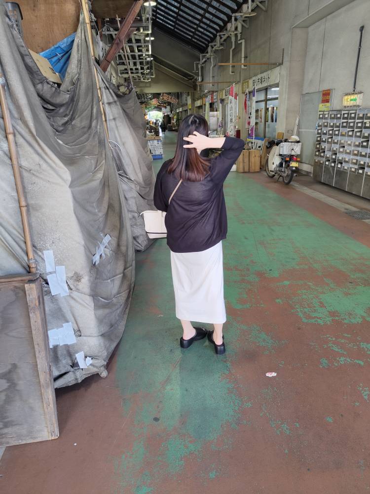 "岡山レンタル彼女💖岡山中央市場　シモショク😄妊娠中・育休中もお仕事できる💖2025年も素敵なデートお待ちしています💖母乳ママのしえさん💖" を YouTube で見る
