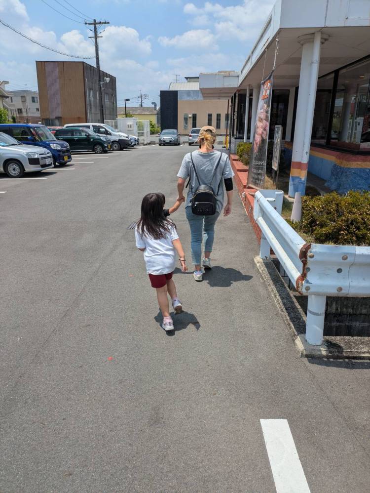 【岡山・津山】吉田（よしだ）28才 細身で綺麗系！母乳は出ません！（岡山人妻案内所 24時間）