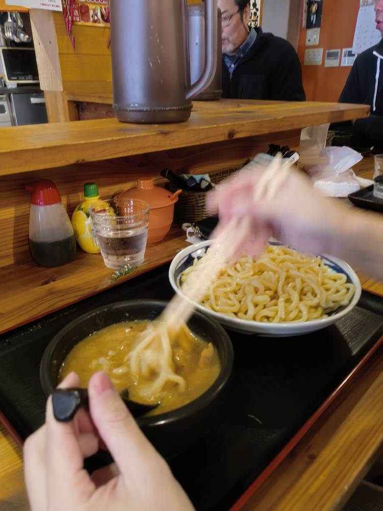 "岡山レンタル彼女💖つけ麺　大将😃妊娠中・育休中もお仕事できる💖2025年も素敵なデートお待ちしています💖母乳妊婦ママのいなさん💖" を YouTube で見る