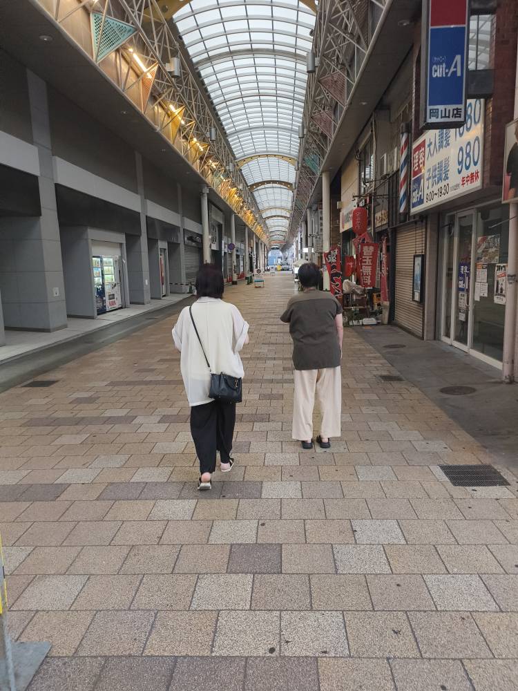 "岡山駅前　複数プレイもOK💖高齢者障害者の方もお気軽呼んでください💖2026年も素敵なデートお待ちしています💖川上さん＆田島さん💖岡山人妻案内所＆岡山お見合い桜💖#岡山市" を YouTube で見る