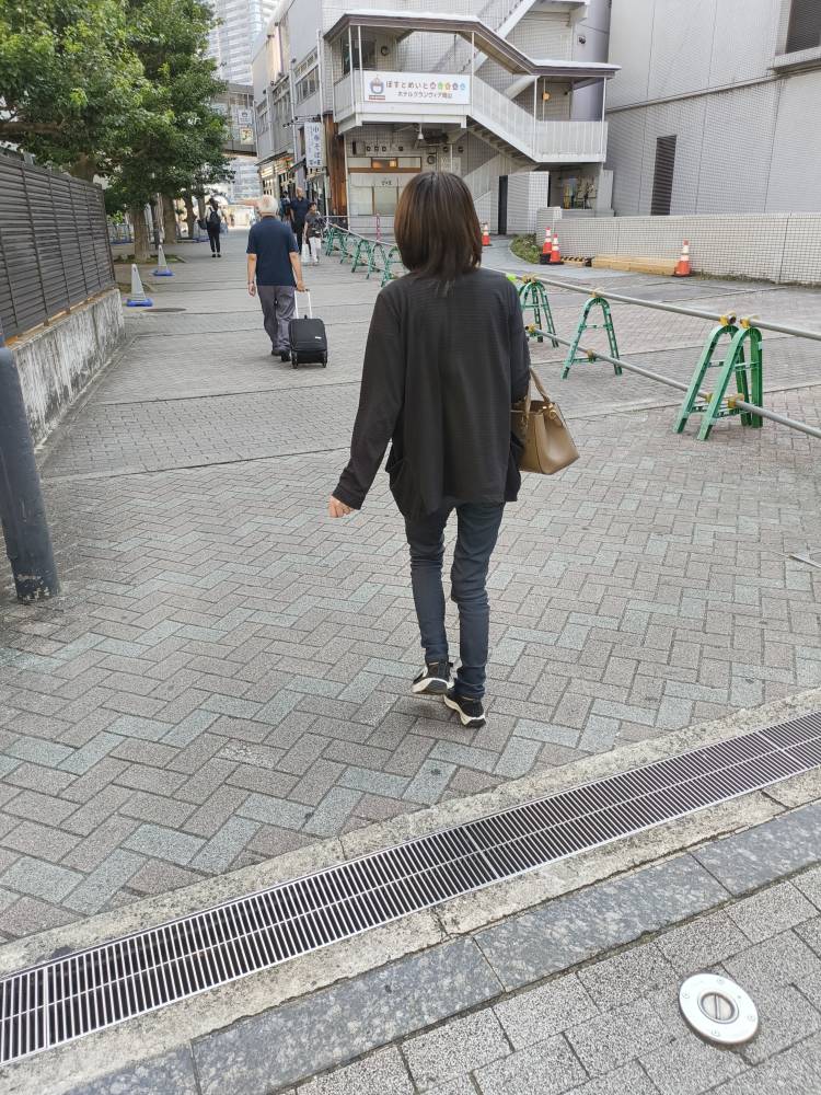 "髪カットしました💖高齢者障害者の方もお気軽呼んでください💖2026年も素敵なデートお待ちしています💖かのえさん💖岡山人妻案内所＆岡山お見合い桜💖#岡山市" を YouTube で見る