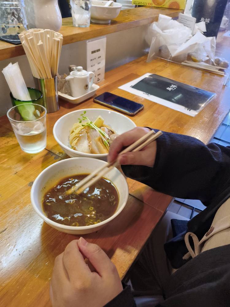 "つけ麺　烏城💖妊娠中・育休中もお仕事できる💖2026年も素敵なデートお待ちしています💖母乳ママのりんさん💖岡山人妻案内所＆岡山お見合い桜💖#母乳 #岡山市" を YouTube で見る
