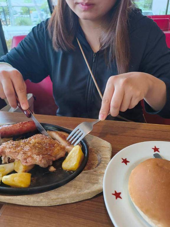 飲みコース・複数プレイ・母乳プレイのご予約お待ちしています