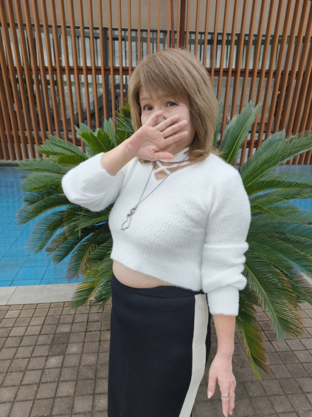 【エロ人妻】なるせ 58才 お酒飲んだらめちゃくちゃエッチになる!(岡山人妻案内所 24時間)