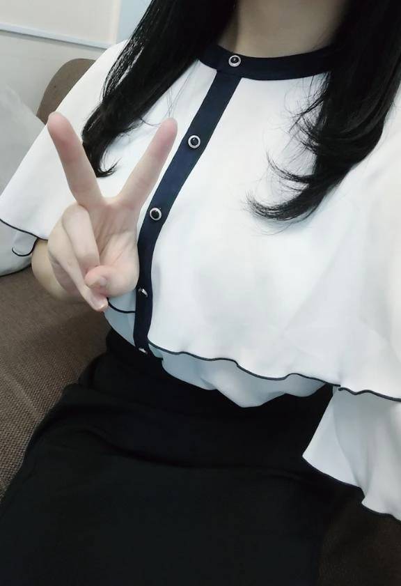 ちらり👀