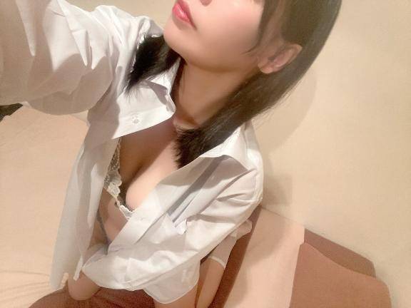 よく見たら透けてた件。