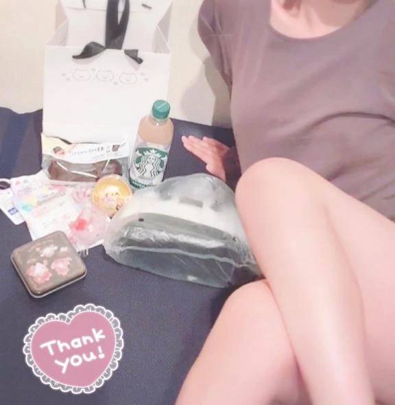 🎁
