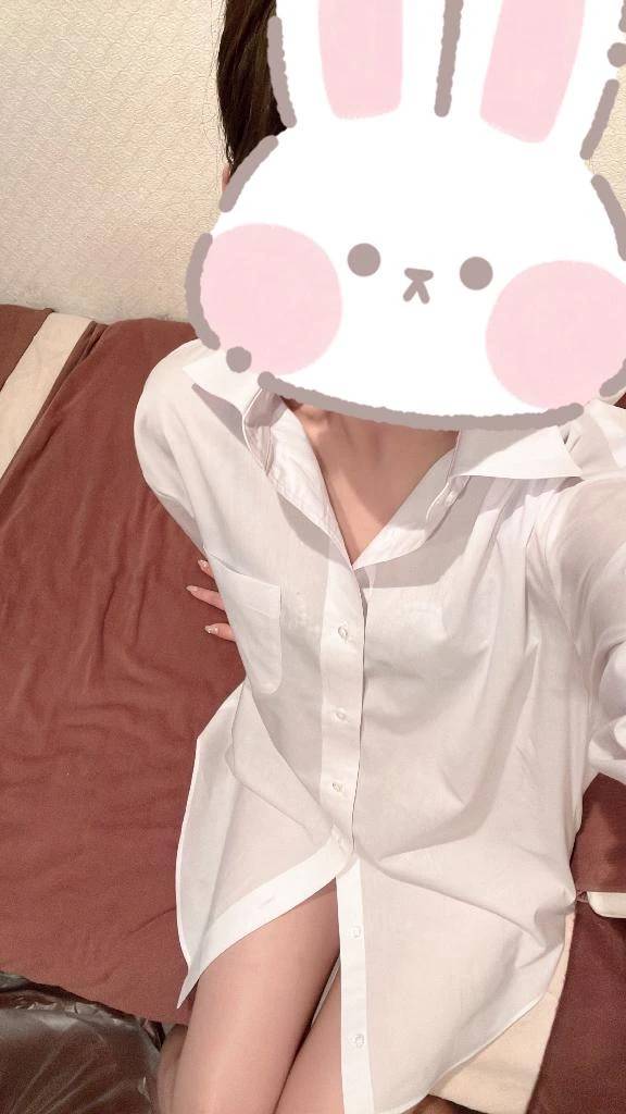 今日の疲れ、めいが癒します😻