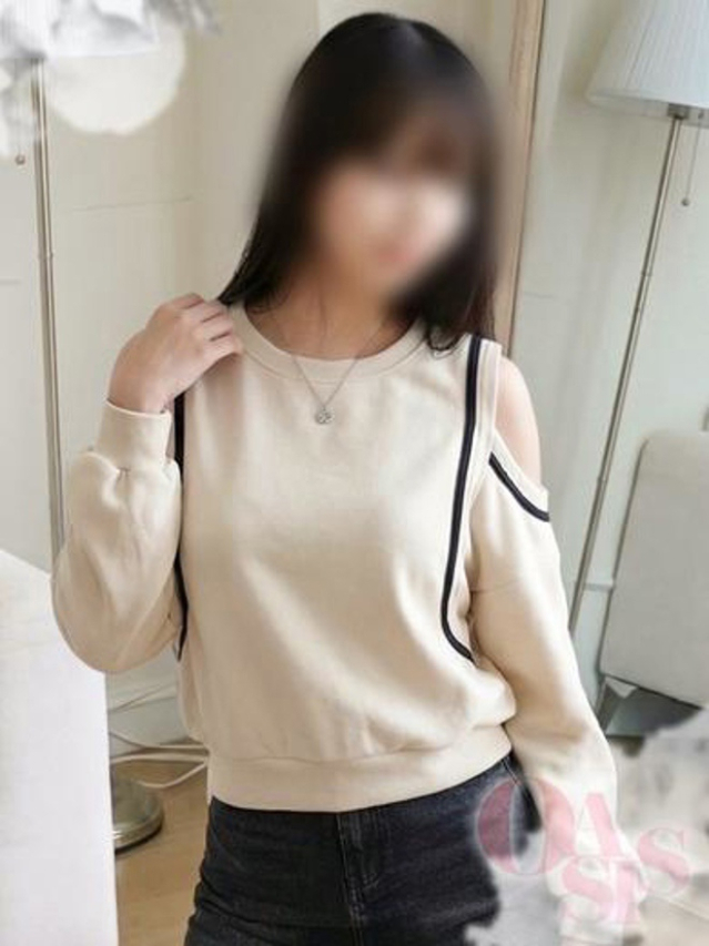 浅倉　かのん（Oasis(オアシス)）