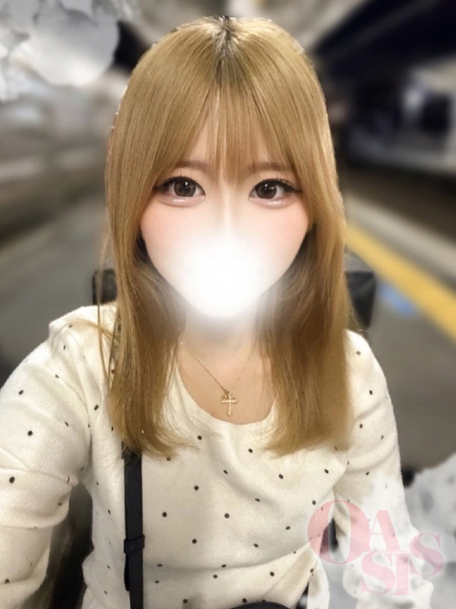 桃瀬　ゆな（Oasis(オアシス)）