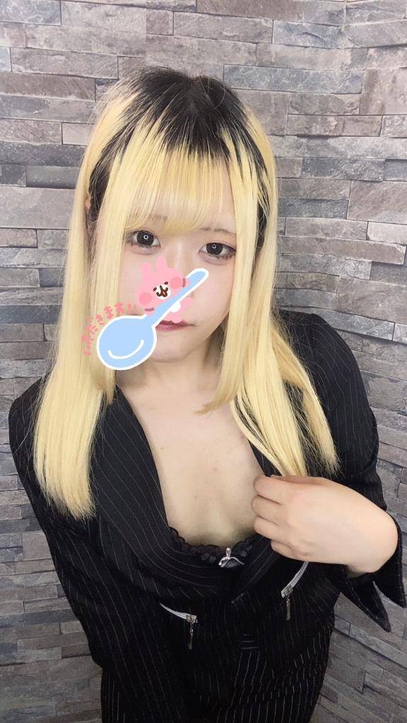 スーツ似合ってますか？🫣
