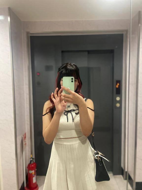 出勤してるよー💗