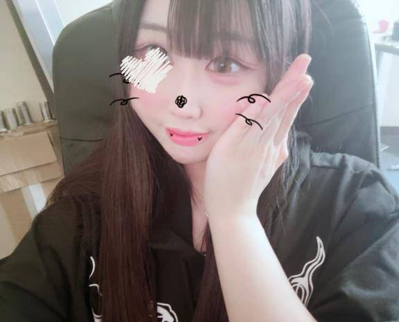 出勤してるよー！！