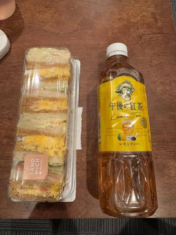 ちょっとシンプルな朝ごはん🍞