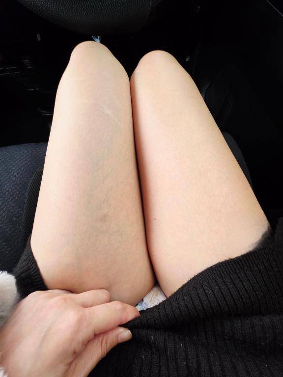 ちょっとだけチラっと?