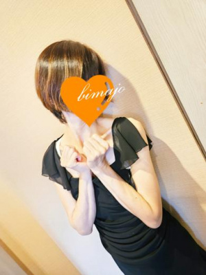 （CLUB 美魔女）指名料サービス！夜の激安タイム！
