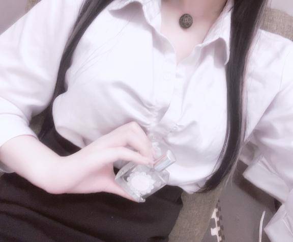 ベッド専用香水(媚薬香水)つけました?