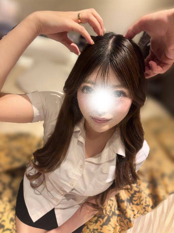 【隣空いてますよ??】