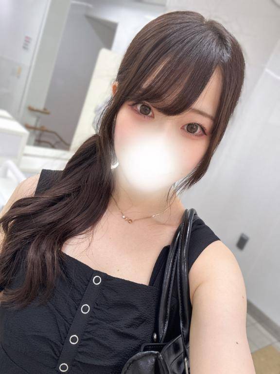 色白もっちり×即尺フレンドリー娘??
