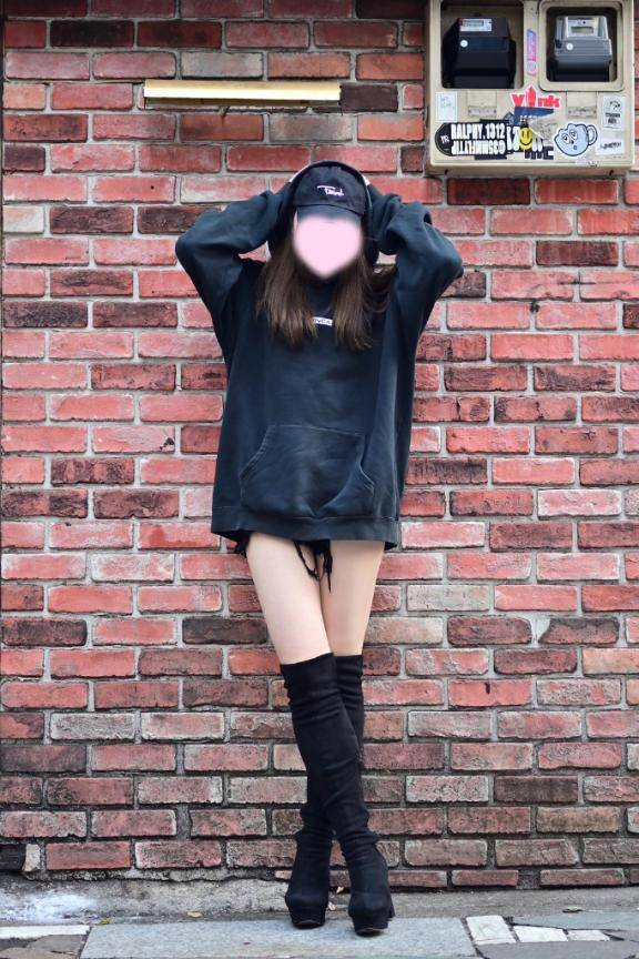 はその日に筋肉痛になる女です(?´?`?)?