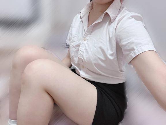 彼女だと思って私を……