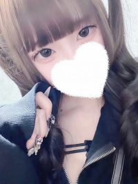 ゆりあ