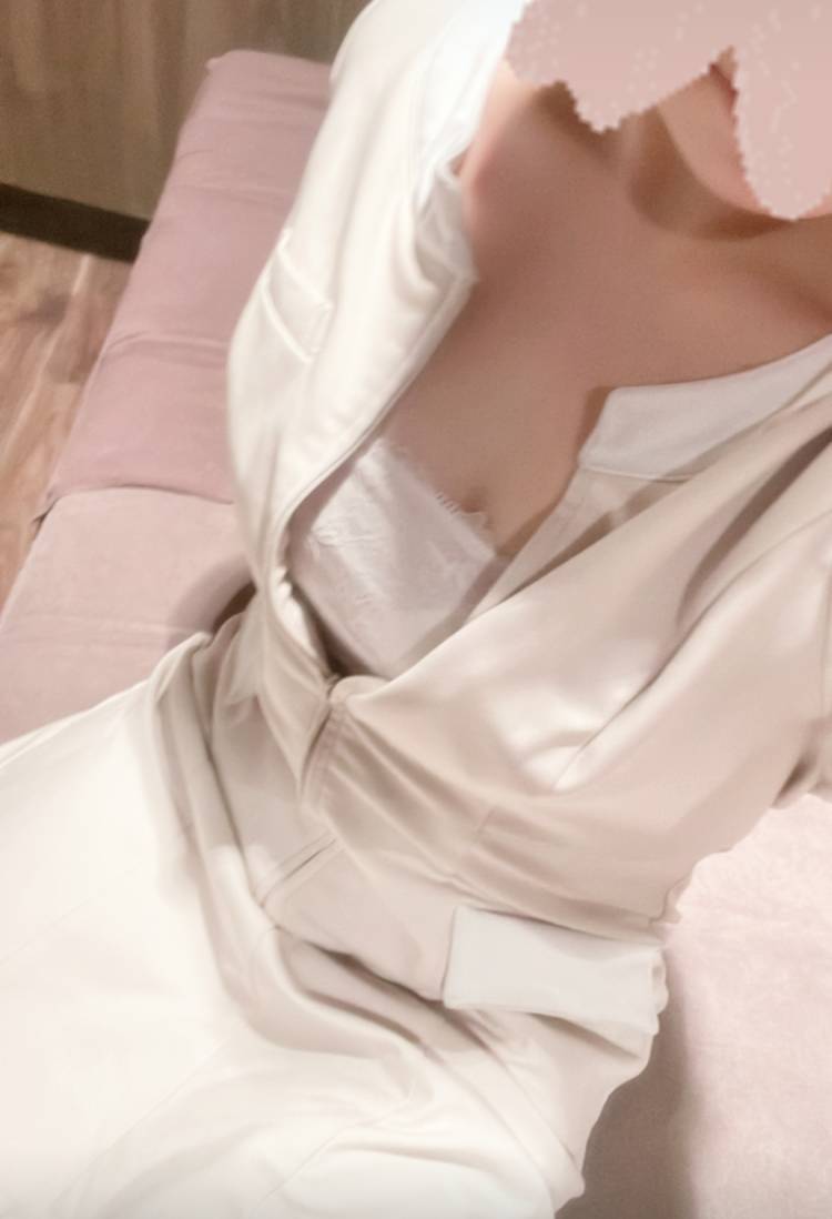 出勤してます🐰