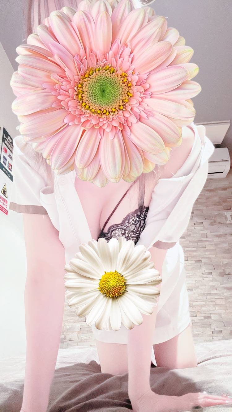 出勤しました╰(*´︶`*)╯♡
