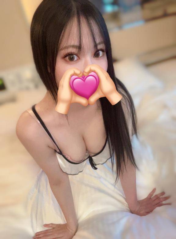 さりな　瞬き厳禁！極上美Gカップに目が釘付け♡