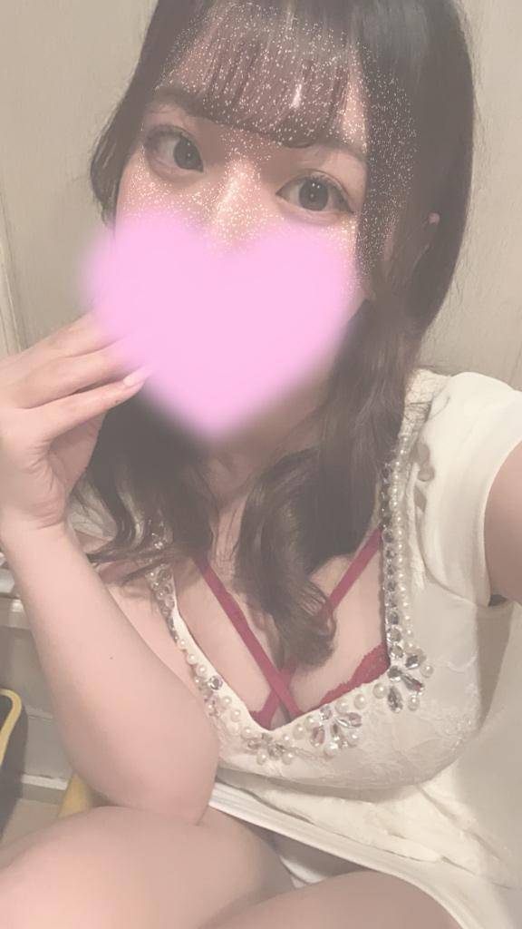 体験かや　“ご奉仕フェラ”大好きなFカップ巨乳美女☆