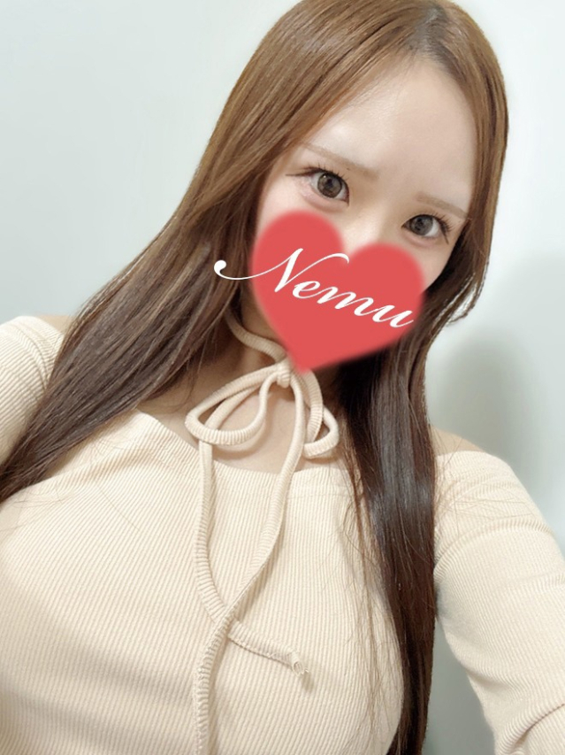 ねむ 色白でピンク色美巨乳☆敏感美少女の極上ご奉仕