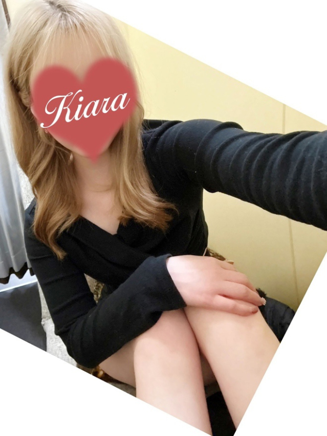 きあら　完全未経験の小顔美少女☆絶対無敵の可愛さ（タレント倶楽部プレミアム）