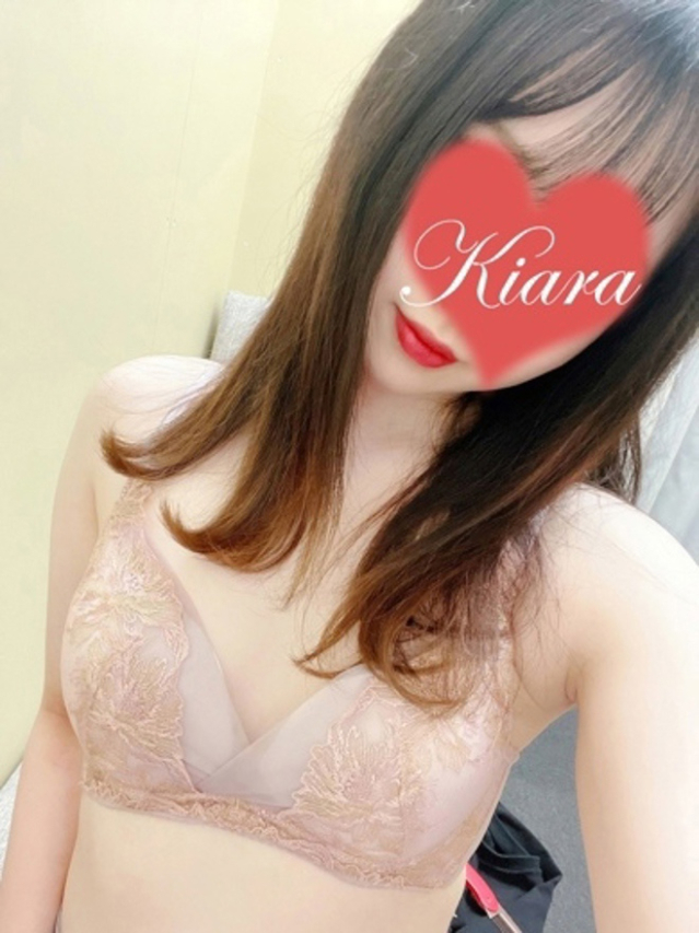 きあら　完全未経験の小顔美少女☆絶対無敵の可愛さ（タレント倶楽部プレミアム）