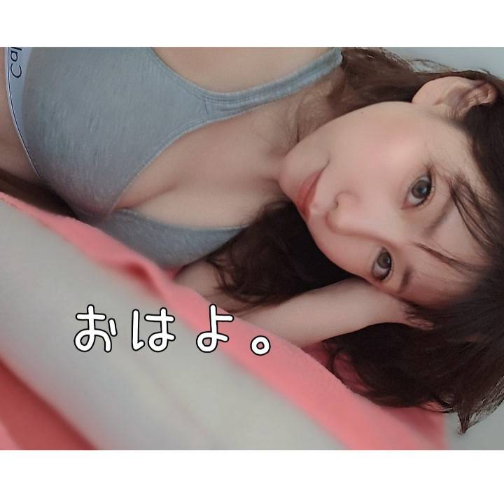 お布団の中から…♡