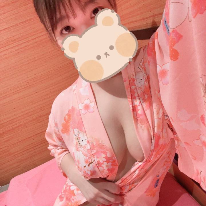 下は…